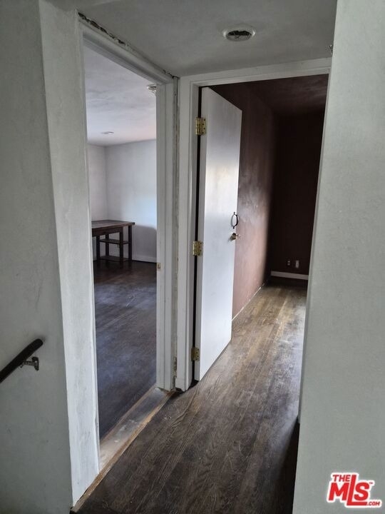 10835 Magnolia Boulevard - Photo 17