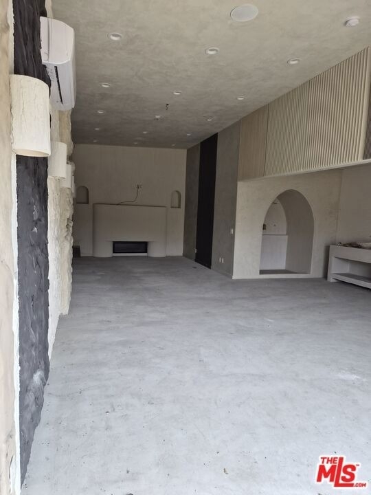 10835 Magnolia Boulevard - Photo 5