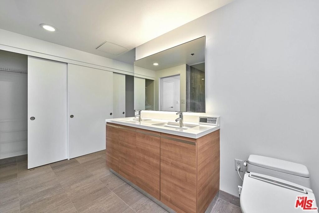 3785 Wilshire Boulevard - Photo 25