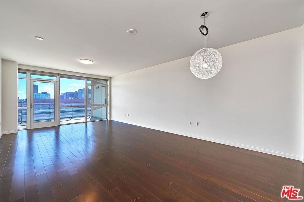 3785 Wilshire Boulevard - Photo 4