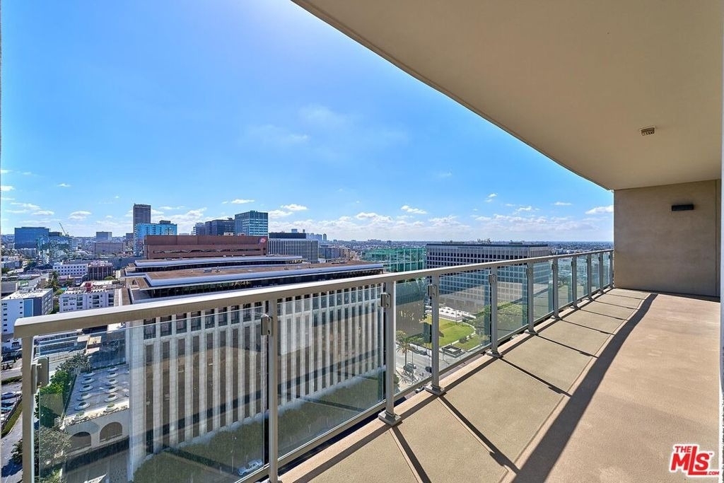 3785 Wilshire Boulevard - Photo 2
