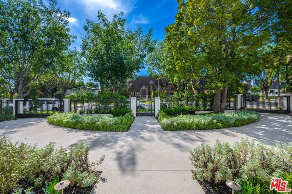 616 N Alpine Drive - Photo 59