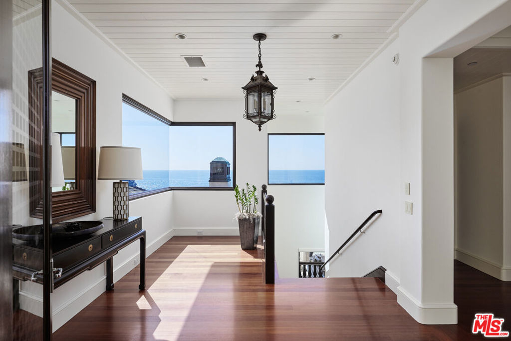 31 Bay Drive - Photo 16