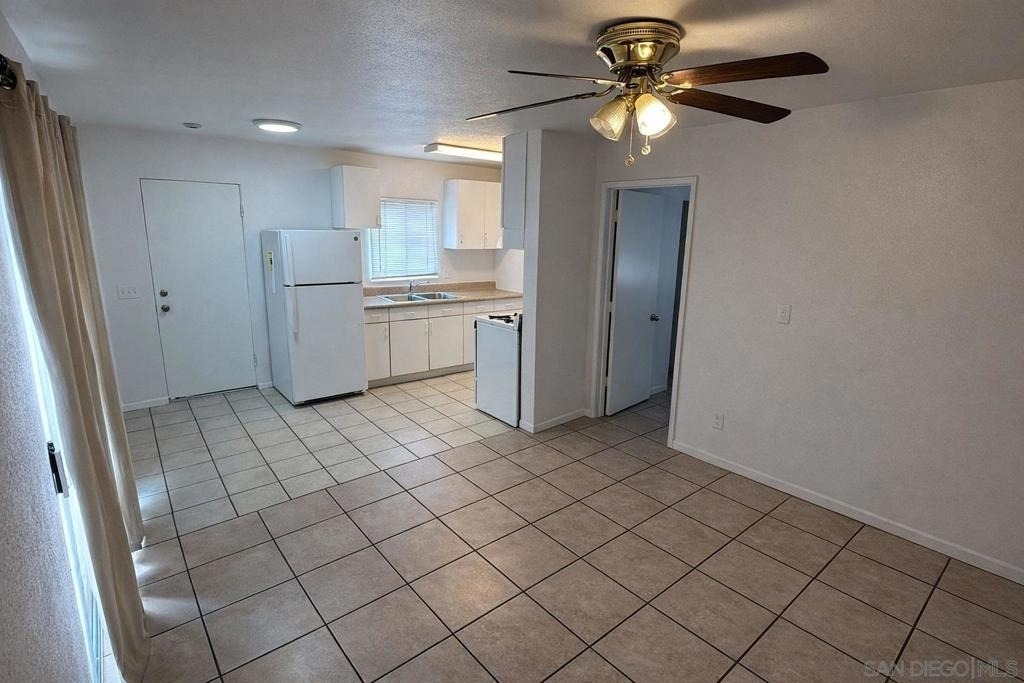 627 W 6th Ave - Photo 5