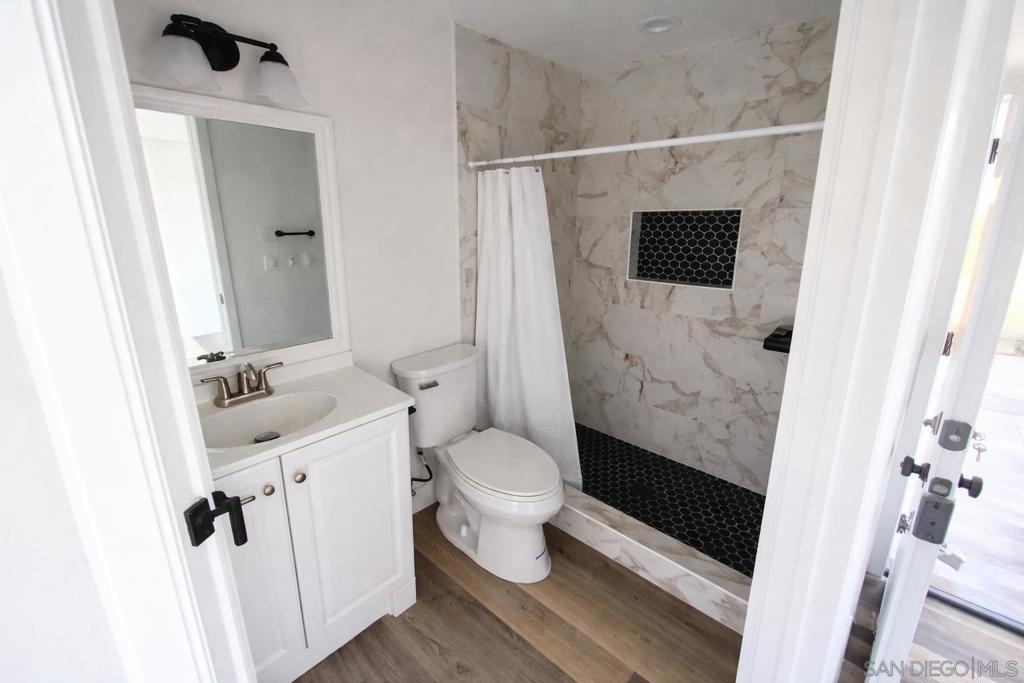 636 Aster St - Photo 3