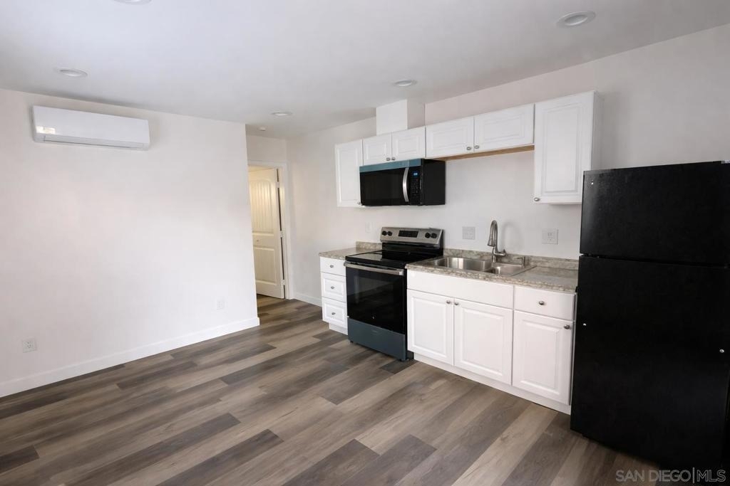 636 Aster St - Photo 4