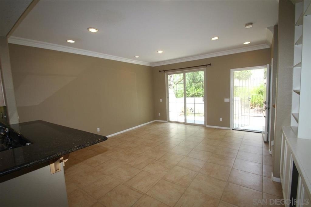 1528 Circle Ranch Way - Photo 2