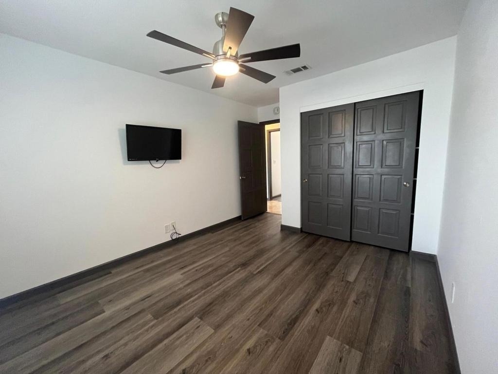 1233 E Via Escuela - Photo 43