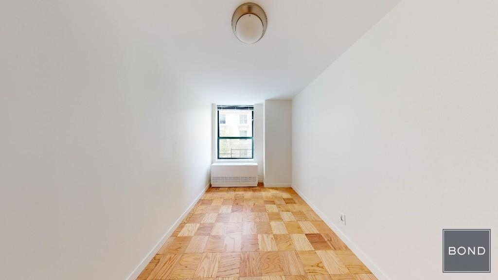 West 87th Street - Photo 6