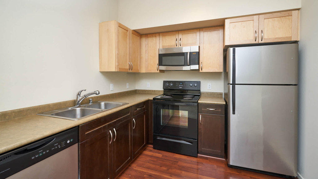 8102 161st Ave Ne - Photo 11