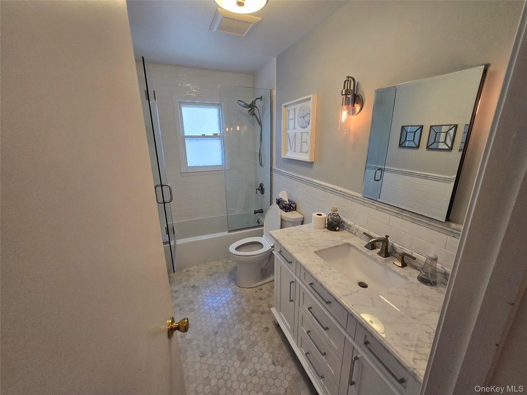 870 Noyack Road - Photo 10
