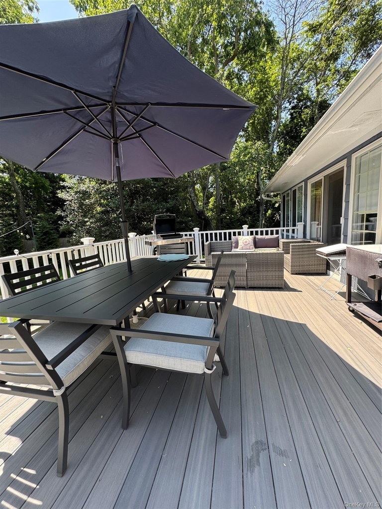 870 Noyack Road - Photo 13