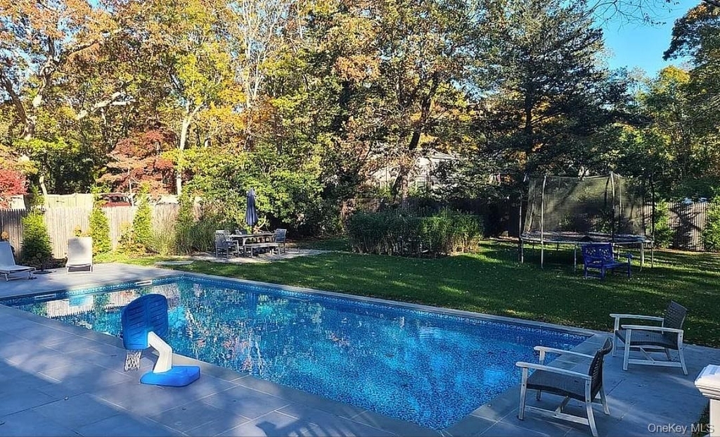870 Noyack Road - Photo 16
