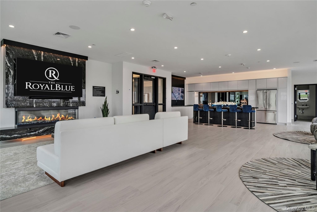 101 Searing Avenue - Photo 12
