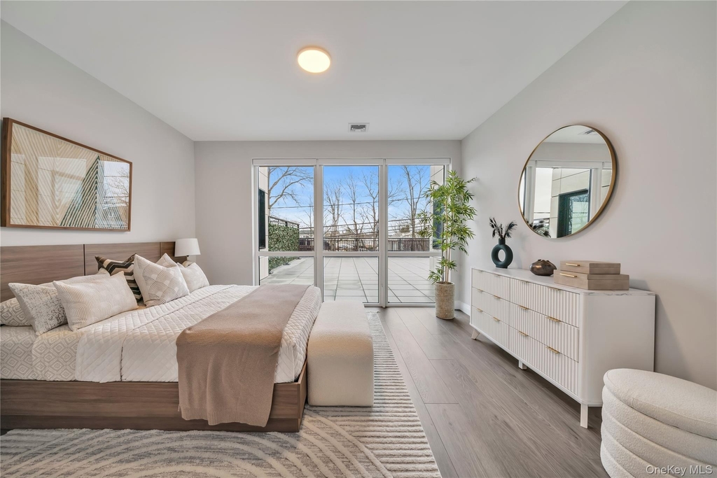 101 Searing Avenue - Photo 8