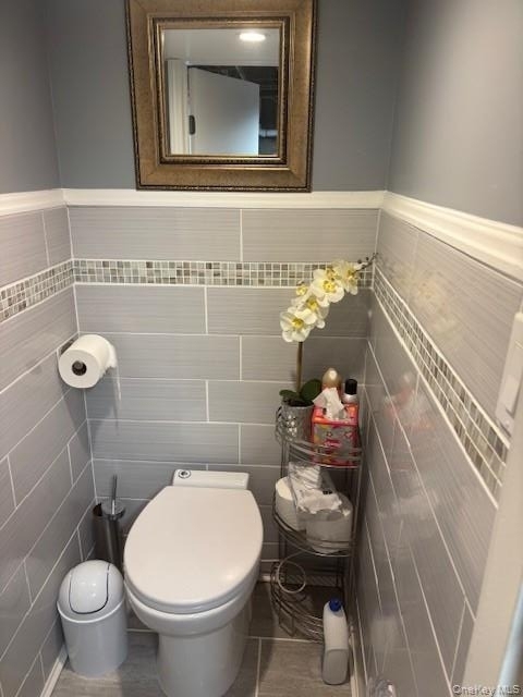 494 Lincoln Street - Photo 2