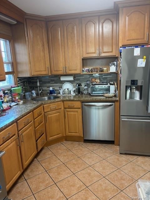 494 Lincoln Street - Photo 4