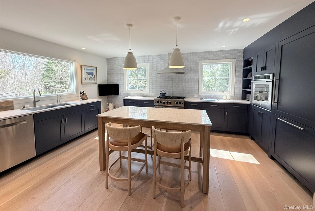323 Division Street - Photo 7
