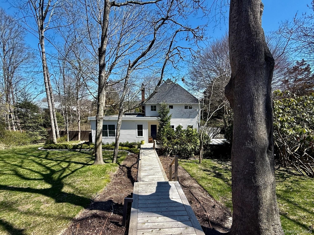 323 Division Street - Photo 2