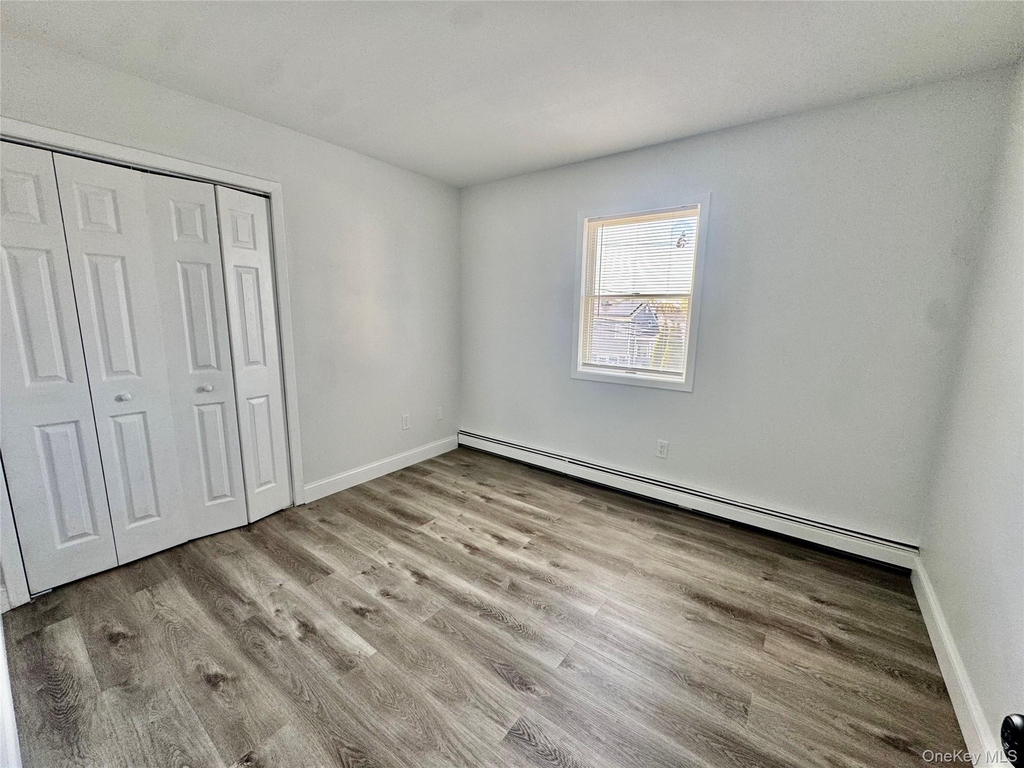70 Burlington Avenue - Photo 6