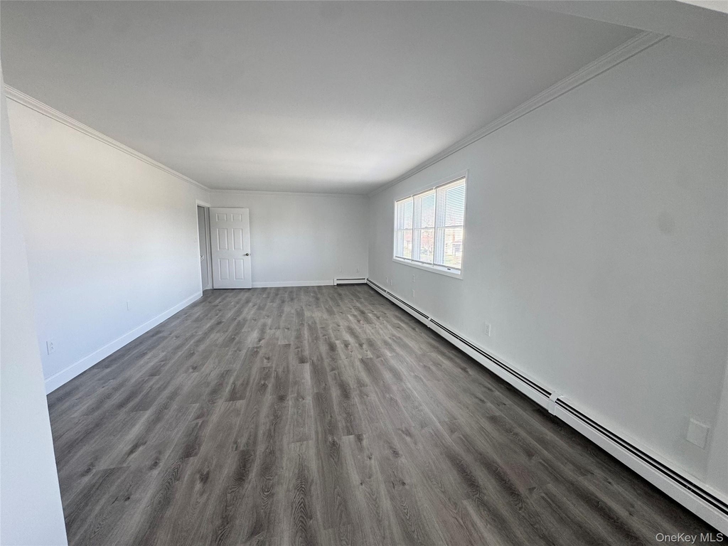 70 Burlington Avenue - Photo 5