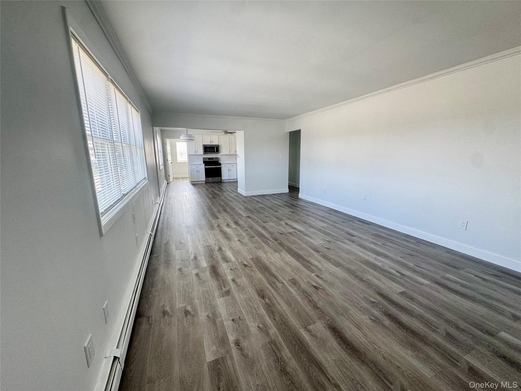 70 Burlington Avenue - Photo 2