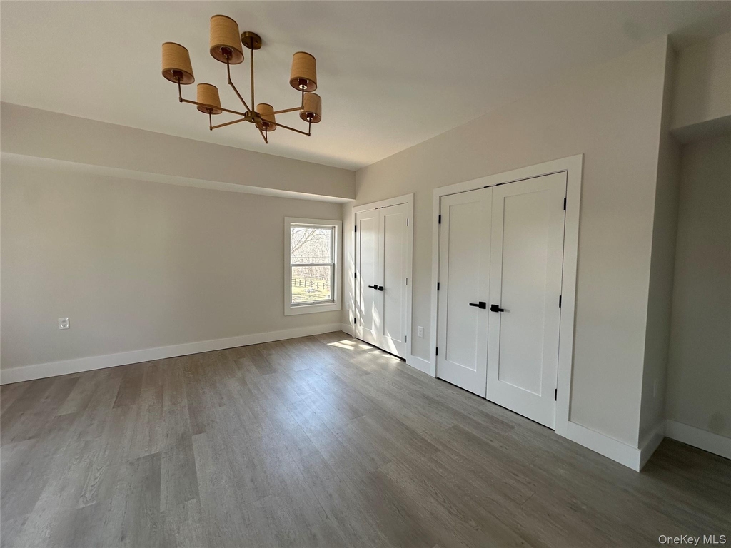 1445 Burlingham Road - Photo 8