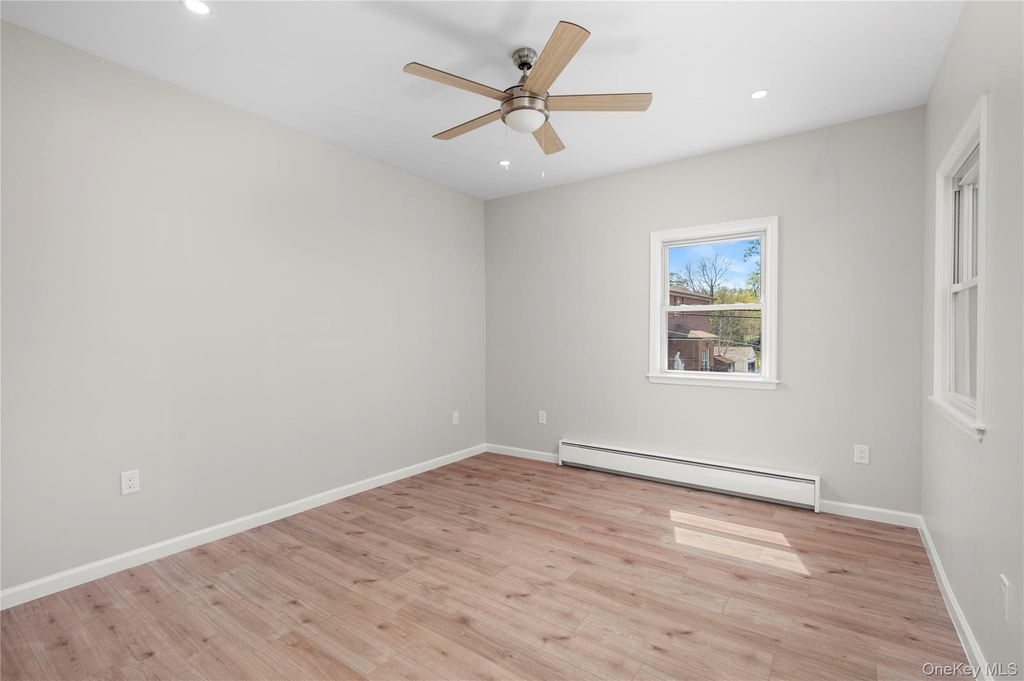 579 Broadway - Photo 6
