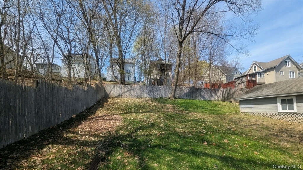 84 Orange Avenue - Photo 20