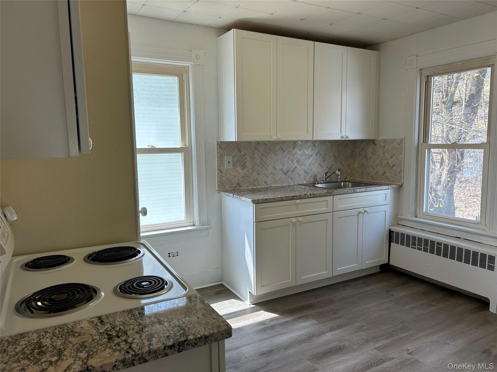 84 Orange Avenue - Photo 1