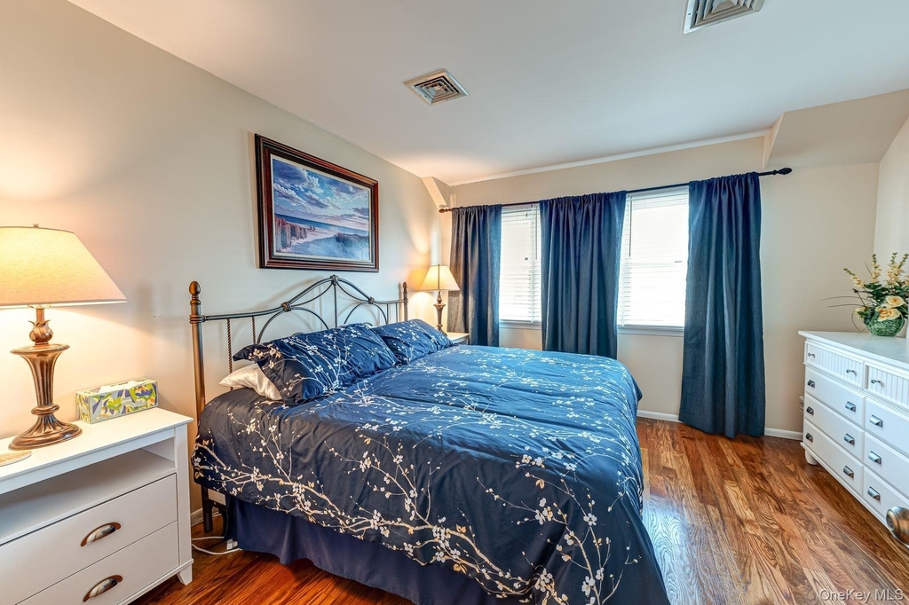 49 Canoe Place Road - Photo 8