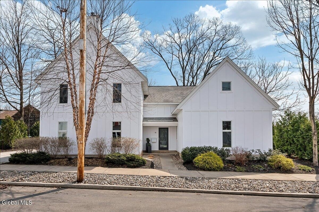 18 Granite Street - Photo 0