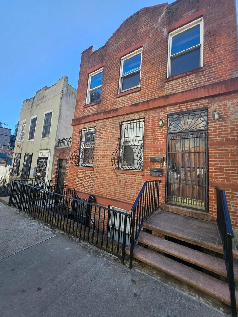 362 Carroll Street - Photo 0