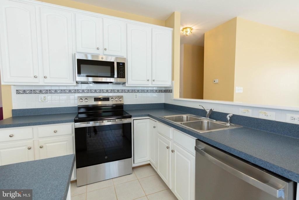 341 Bullskin Street - Photo 9