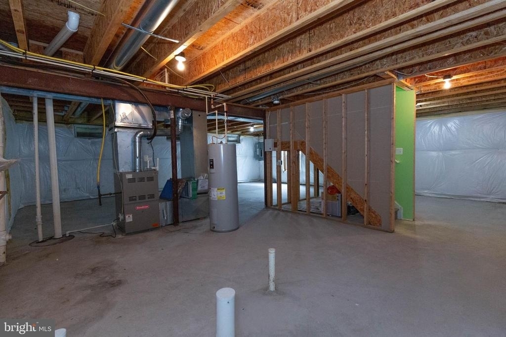 341 Bullskin Street - Photo 32