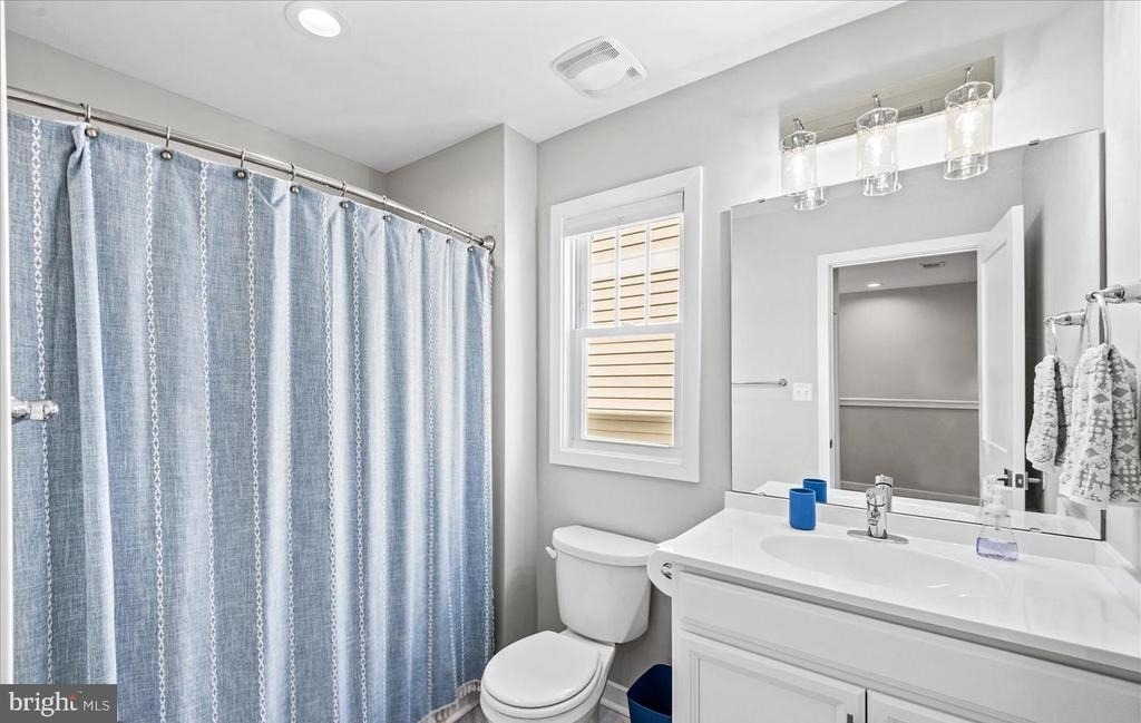 221 Wilder Avenue - Photo 23