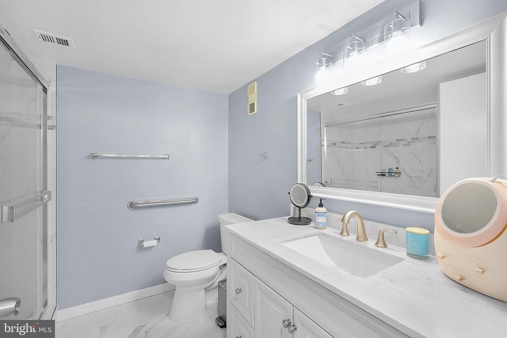 3713 S George Mason Drive - Photo 20
