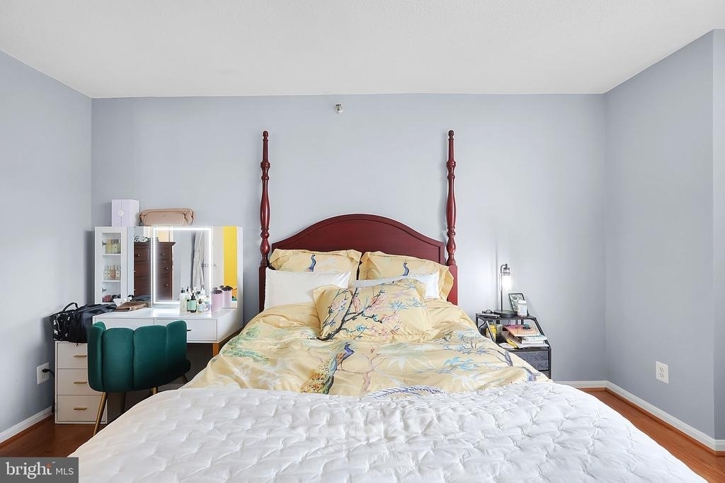 3713 S George Mason Drive - Photo 26