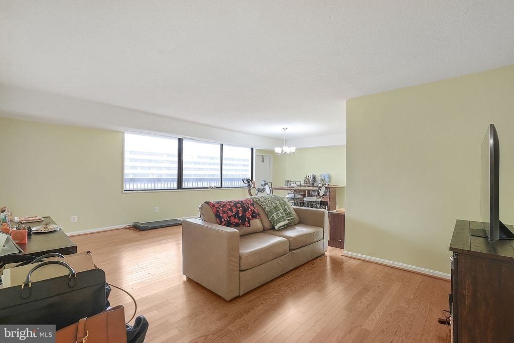 3713 S George Mason Drive - Photo 1