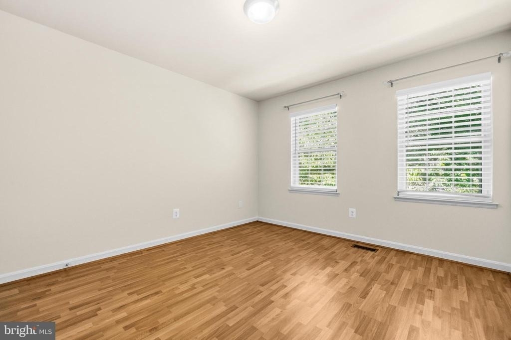 8931 Park Forest Drive - Photo 24