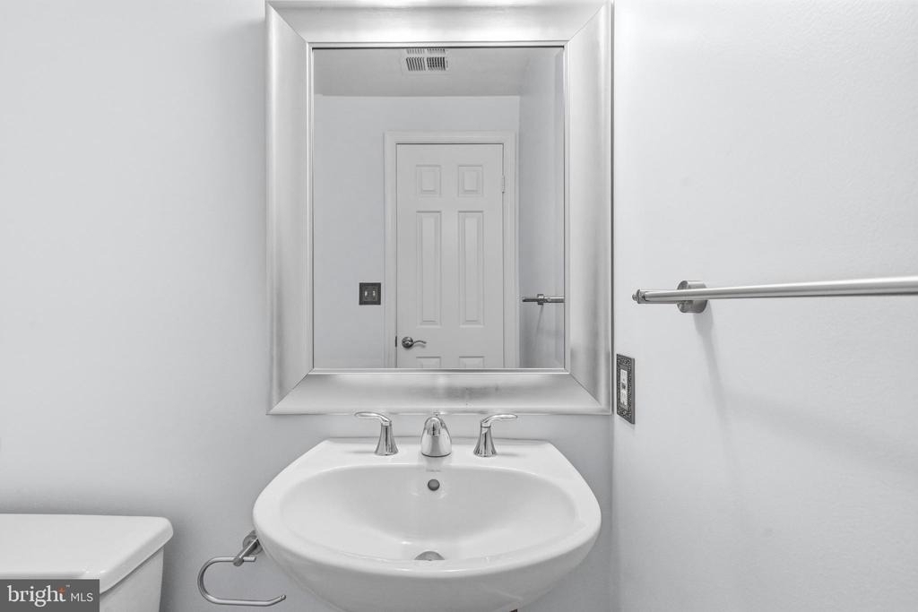 8931 Park Forest Drive - Photo 29