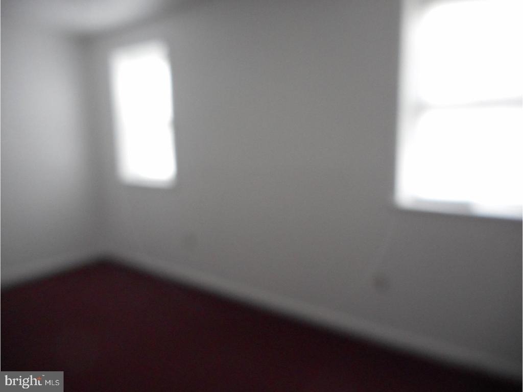 753 S Jessup Street - Photo 2