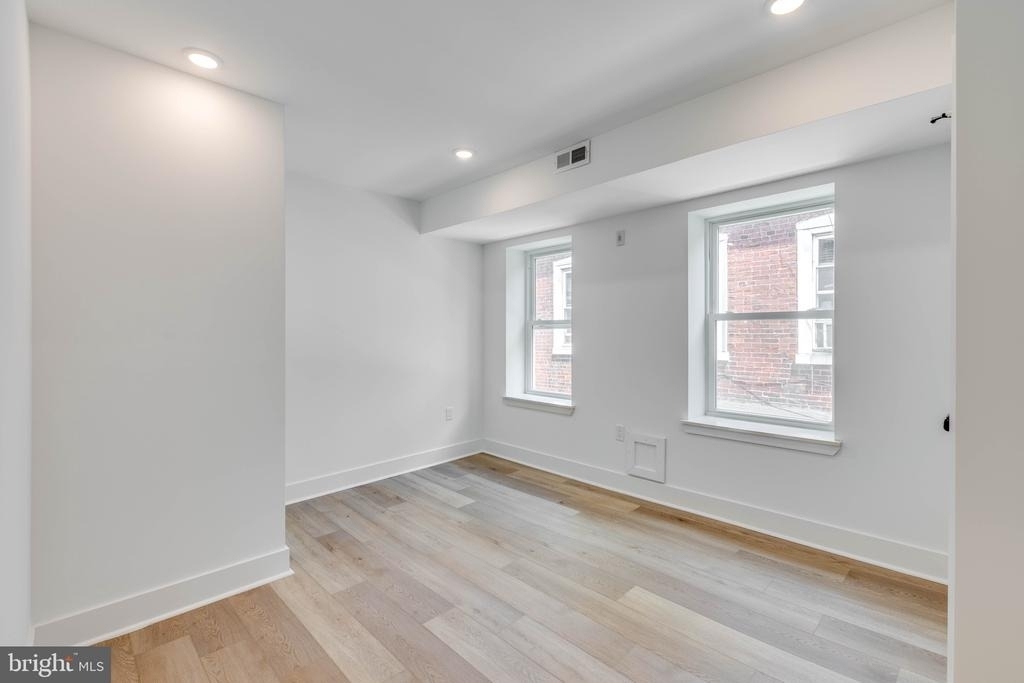 4220 Baltimore Avenue - Photo 13