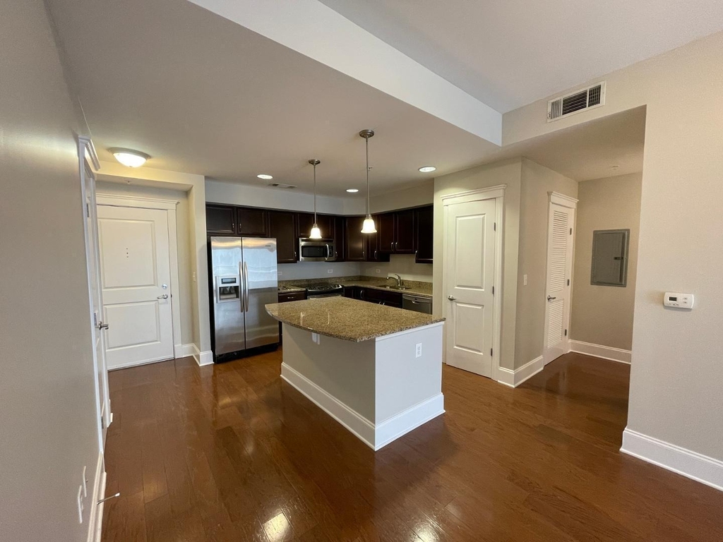 222 Glenwood Avenue - Photo 3