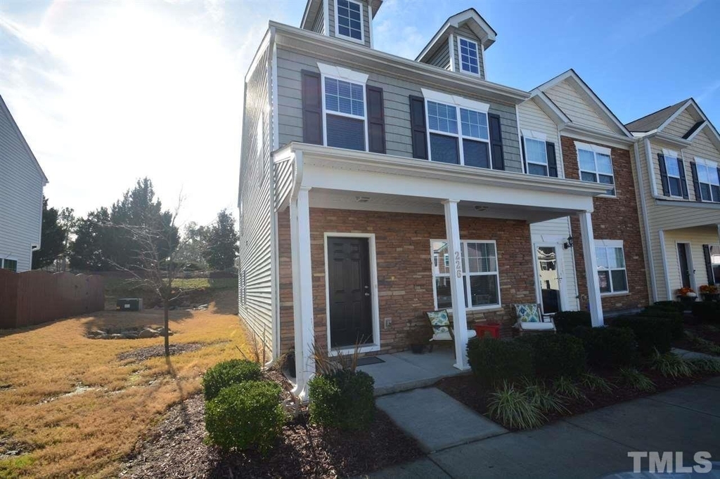 1304 Cozart Street - Photo 1