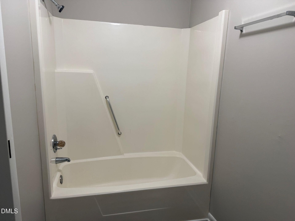 205 E Ransom Street - Photo 3