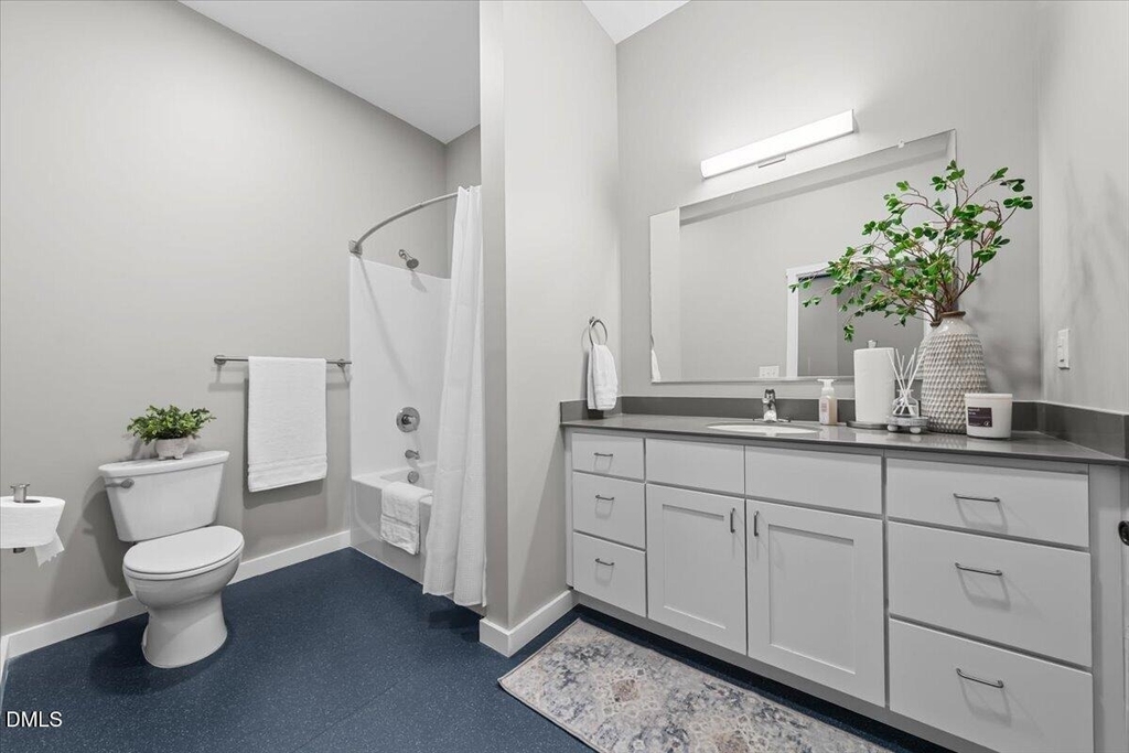 104 N Birch Avenue - Photo 9
