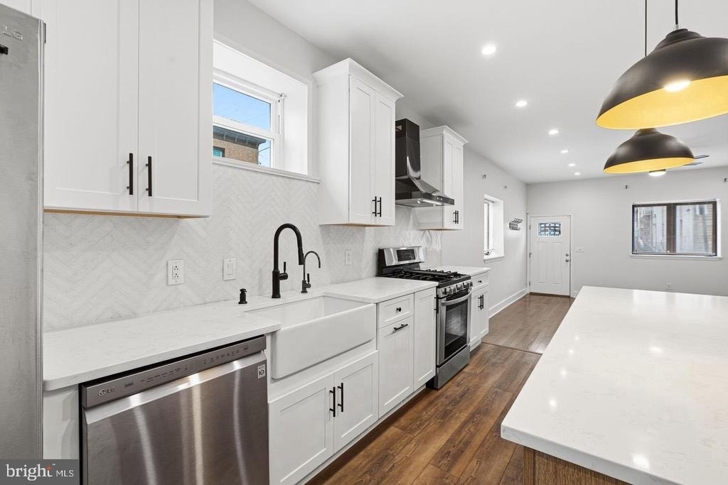2106 Manton Street - Photo 8