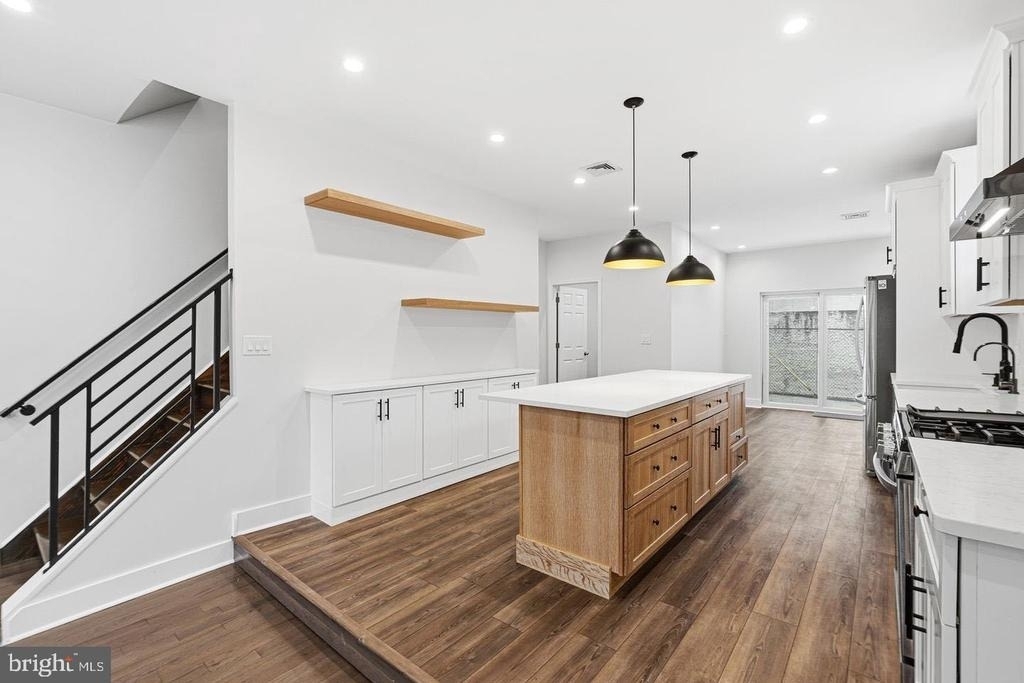 2106 Manton Street - Photo 3
