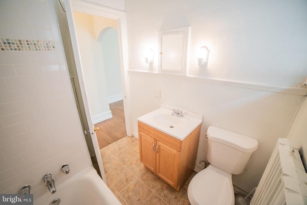 2124 Spruce Street - Photo 6